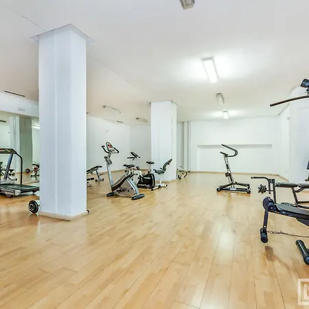 Letsmarbella - Grand 3br Corner - Marina Banus *