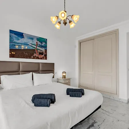 Letsmarbella - Grand 3br Corner - Marina Banus * Marbella