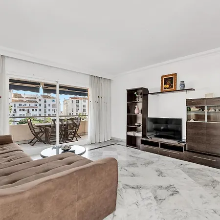 Letsmarbella - Grand 3br Corner - Marina Banus Marbella